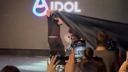 Rus Robot Tanıtımda Nakavt Oldu Robot